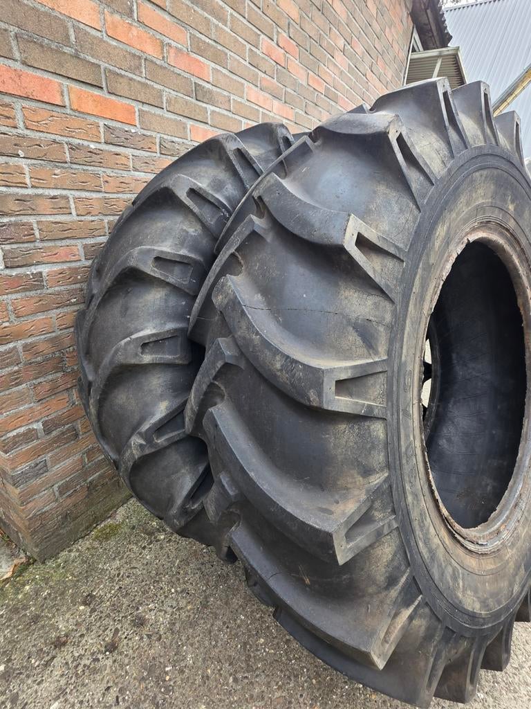 Trekkerbanden 18.4/15 30, Ophalen, Gebruikt