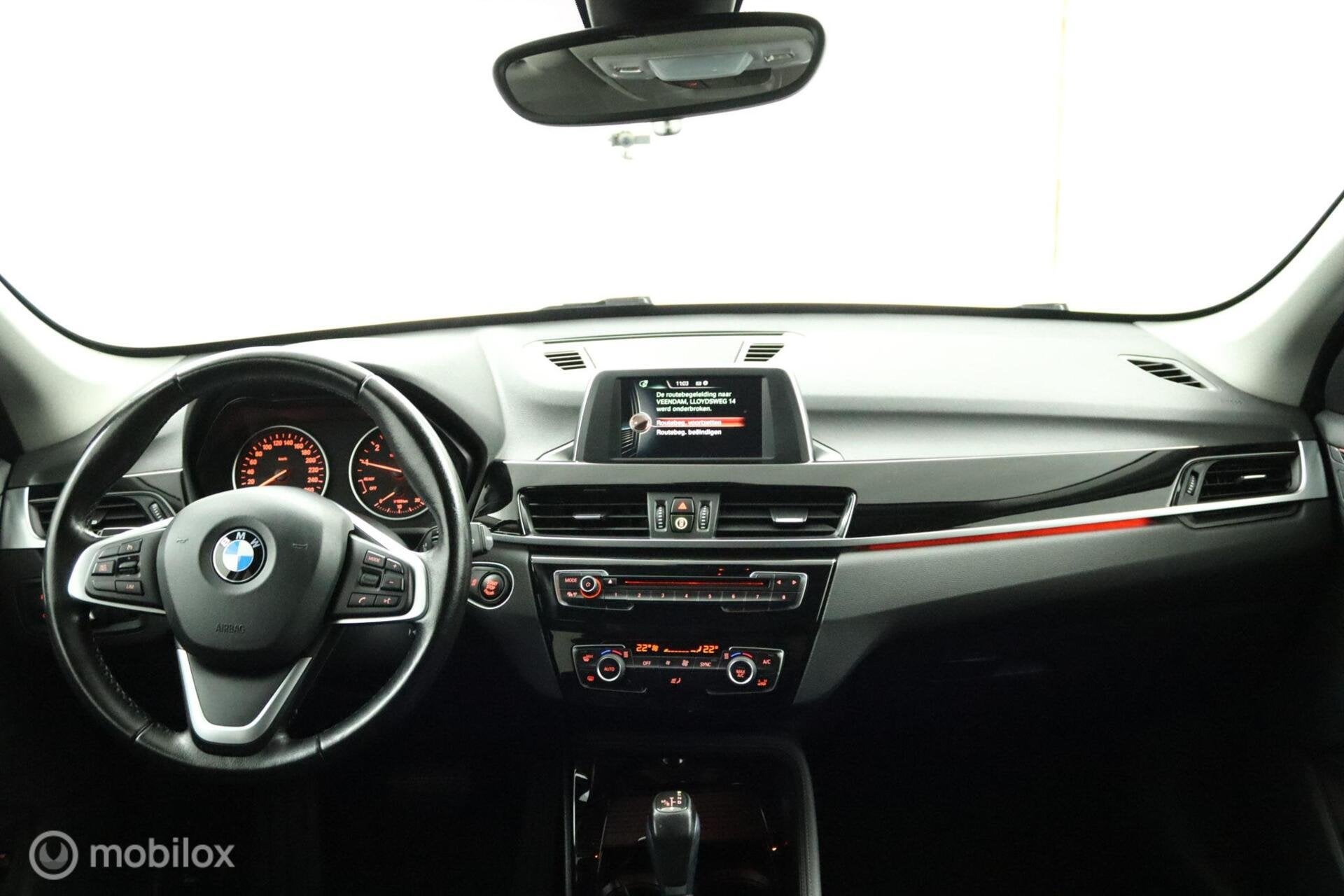 Foto 14 van BMW X1 sDrive18i Exe CARPLAY TREKHAAK AIRCO NAVI CRUISE