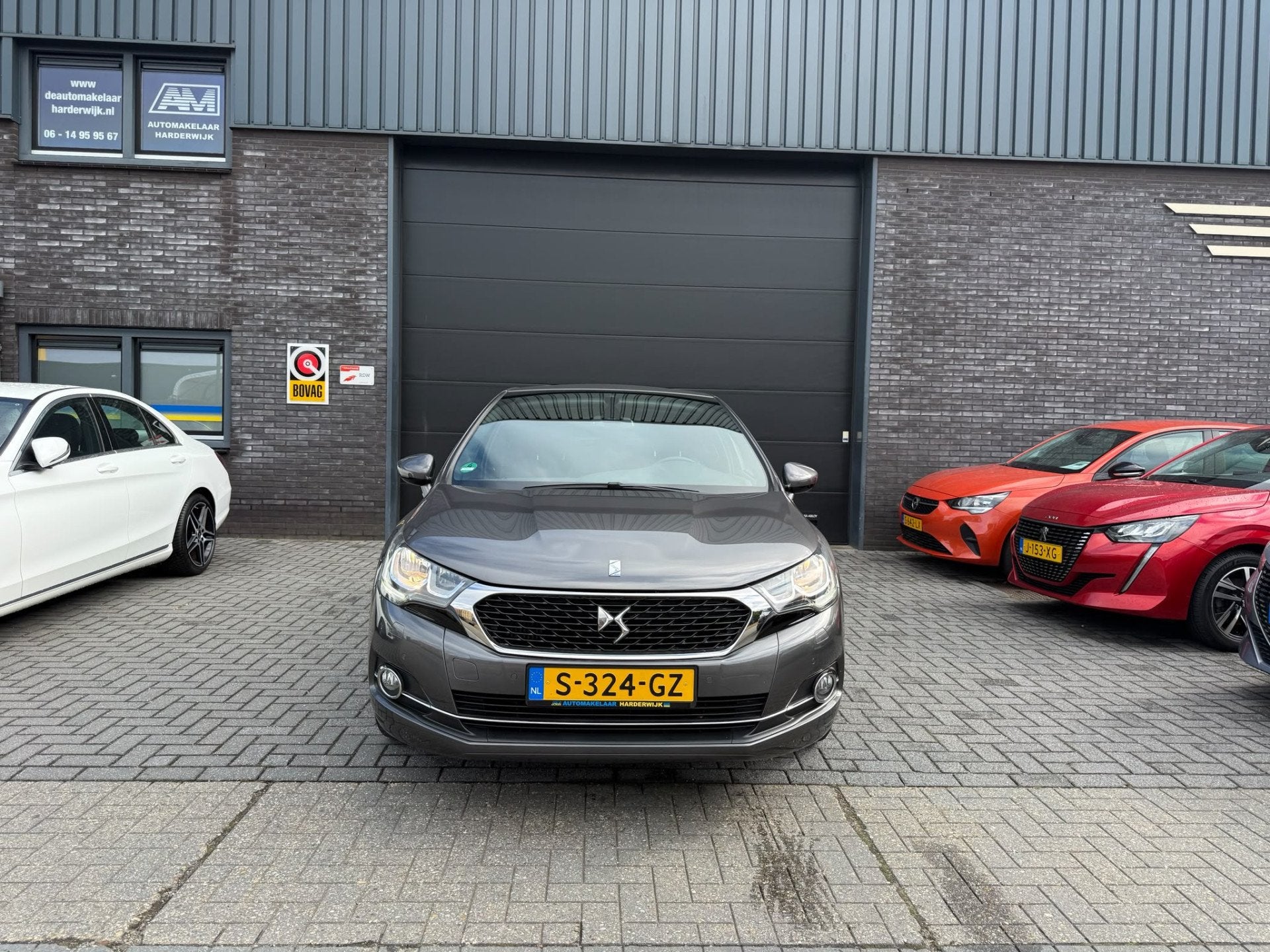 DS DS 4 1.2 130PK Chic | 1E EIGENAAR | 3/6/12 MND GARANTIE |, Auto's, DS, Stof, Gebruikt, 1199 cc, 665 kg