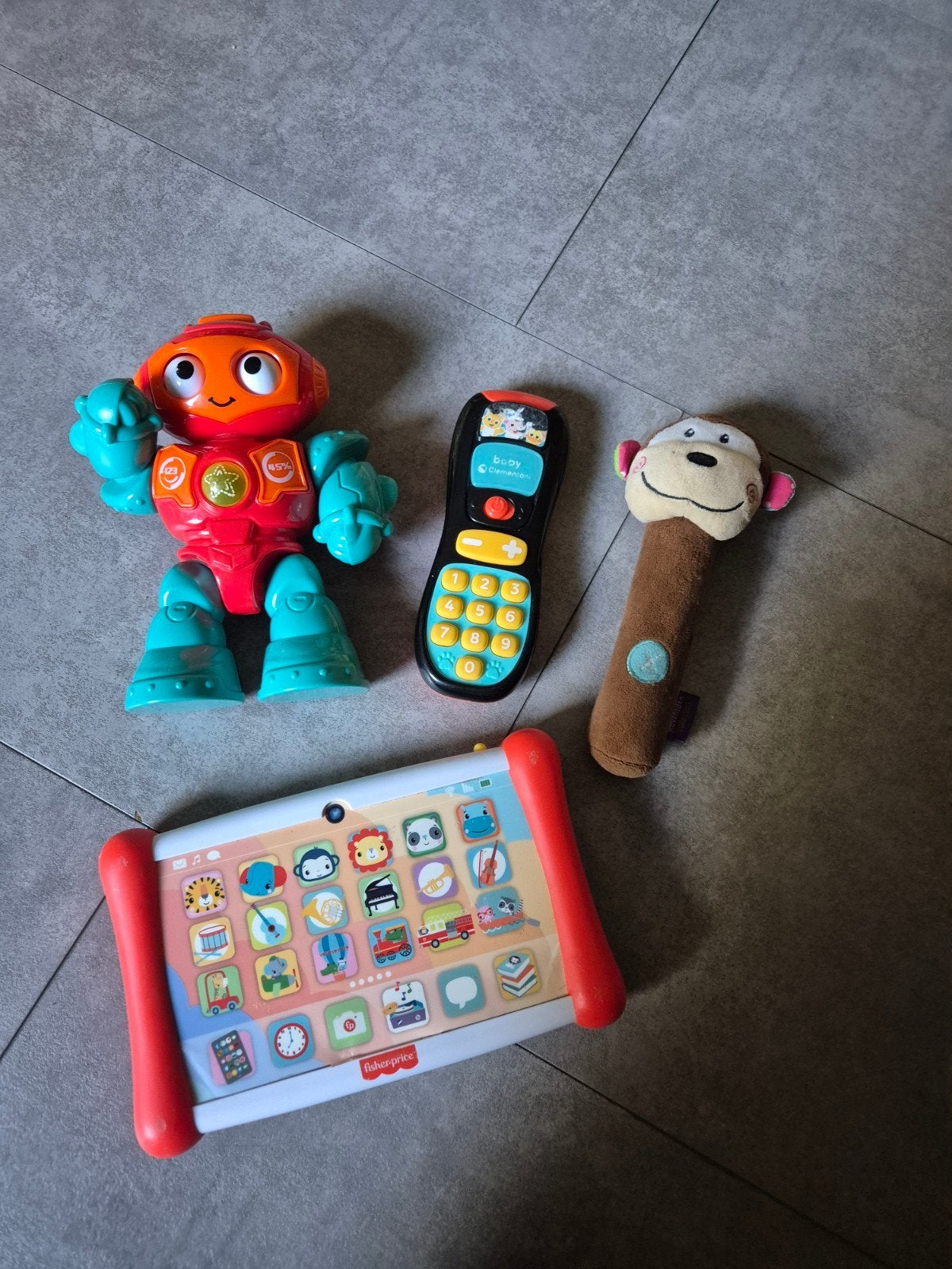 Diverse speelgoed: robots, auto's, dinosaurussen en meer!, Ophalen