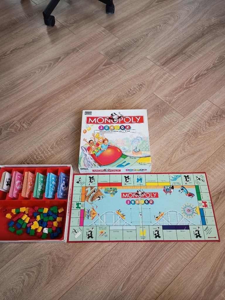 Parker Monopoly junior editie, Drie of vier spelers, Ophalen of Verzenden, Gebruikt, Hasbro