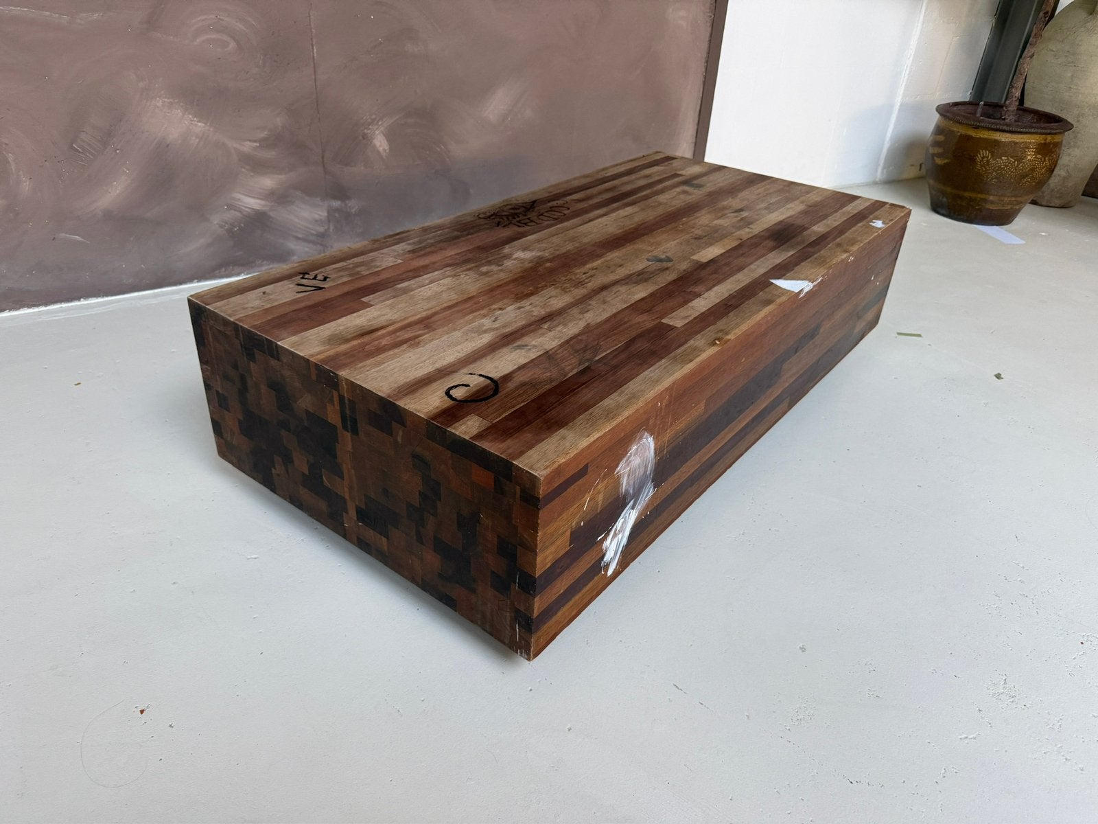 Designer Salontafel ‘Aulia’ Massief Hout | Henk Vos, Ophalen of Verzenden, Gebruikt, Minder dan 50 cm