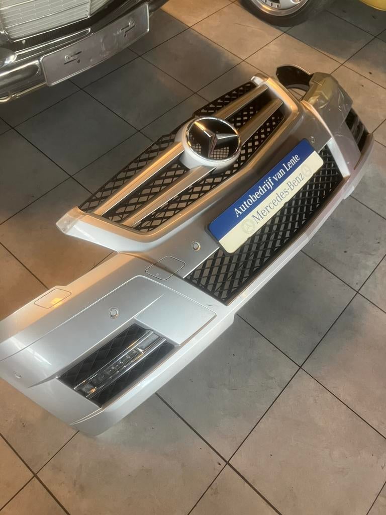 Bumper, mercedes Glk w204 X, Ophalen of Verzenden, Voor, Bumper