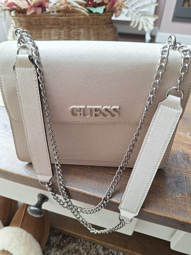 Guess tas, Sieraden, Tassen en Uiterlijk, Ophalen of Verzenden, Zo goed als nieuw, Beige, Schoudertasje