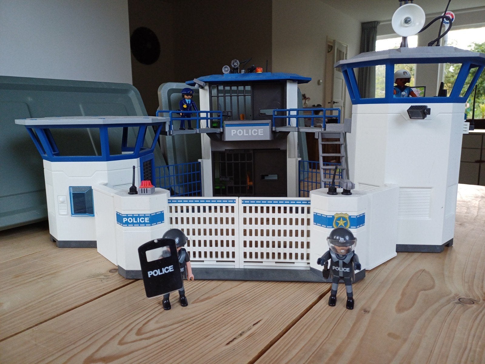 Playmobil politiebureau met gevangenis 6919, Kinderen en Baby's, Ophalen of Verzenden, Gebruikt