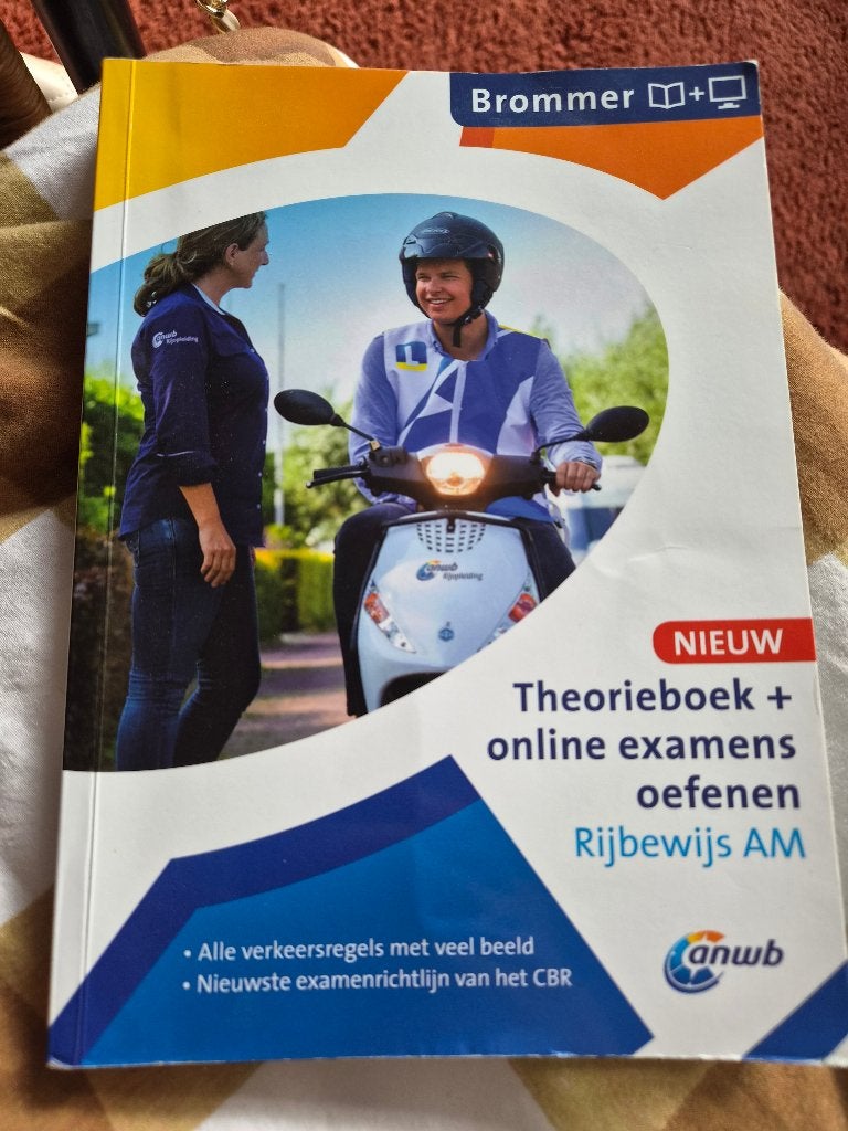 Theorieboek brommer, Boeken, Ophalen of Verzenden, Alpha, Gelezen, Niet van toepassing