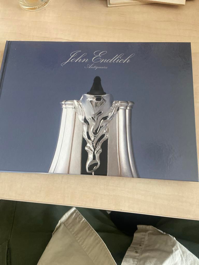 John Endlich Antiquairs Catalogus 2010, Ophalen of Verzenden, Zo goed als nieuw, Catalogus