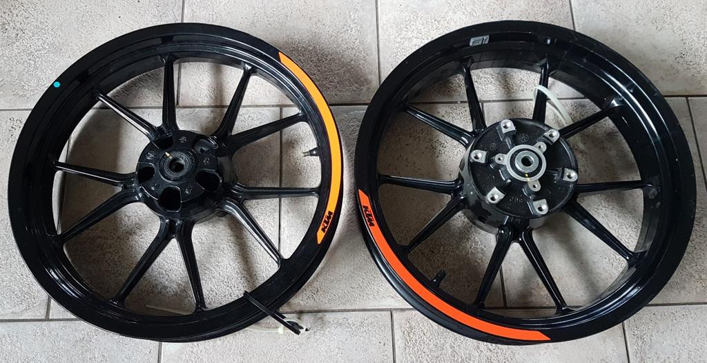 Ktm duke 125 250 390 2016/2023 velgen wielen in goede staat, Ophalen of Verzenden