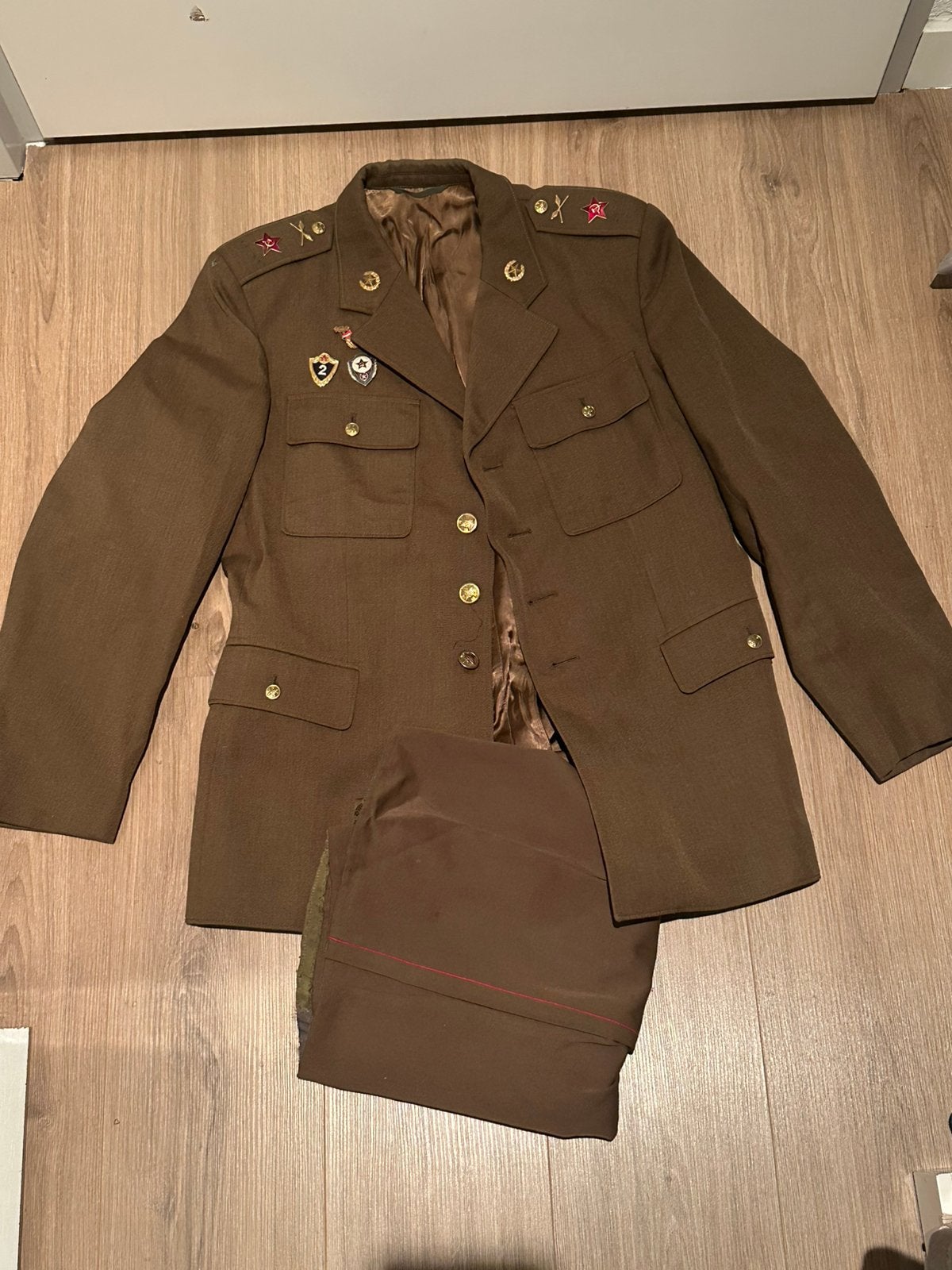 CSSR tsjechie socialistische uniform, Ophalen of Verzenden, Landmacht, Nederland, Kleding of Schoenen
