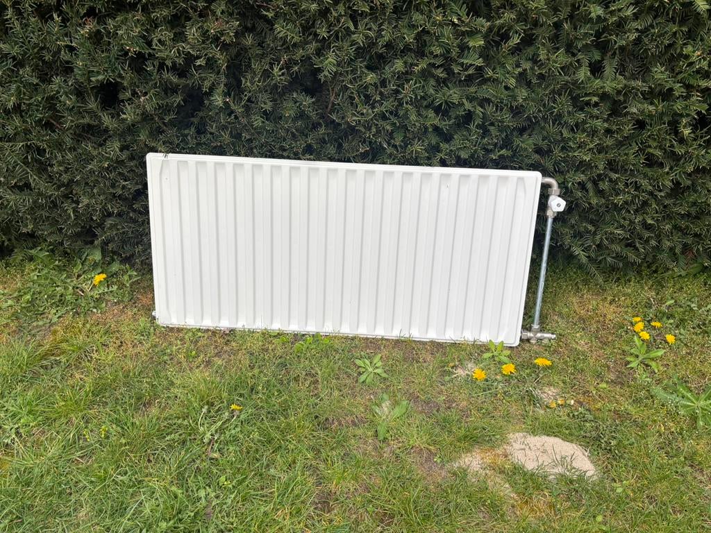 Paneelradiator type 22 – 108x50 cm – goede staat, Ophalen, Zo goed als nieuw, Radiator, 30 tot 80 cm
