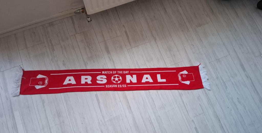 Arsenal sjaal, Verzamelen, Ophalen of Verzenden, Zo goed als nieuw, Buitenlandse clubs, Vaantje of Sjaal