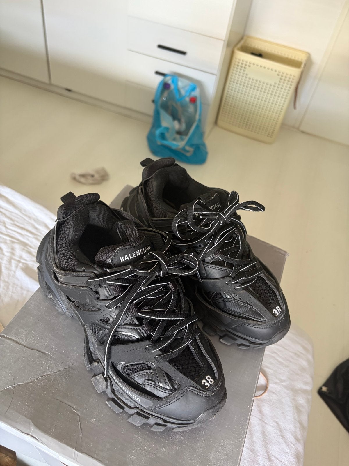 Balenciaga Track Sneakers Zwart Maat 38, Ophalen of Verzenden, Gedragen, Zwart, Sneakers of Gympen