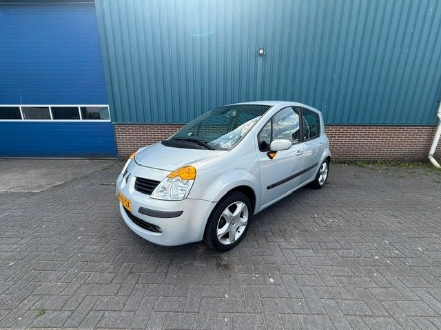 Renault Modus 1.6-16V Privilège Luxe, Voorwielaandrijving, 1145 kg, 4 cilinders, 49 €/maand
