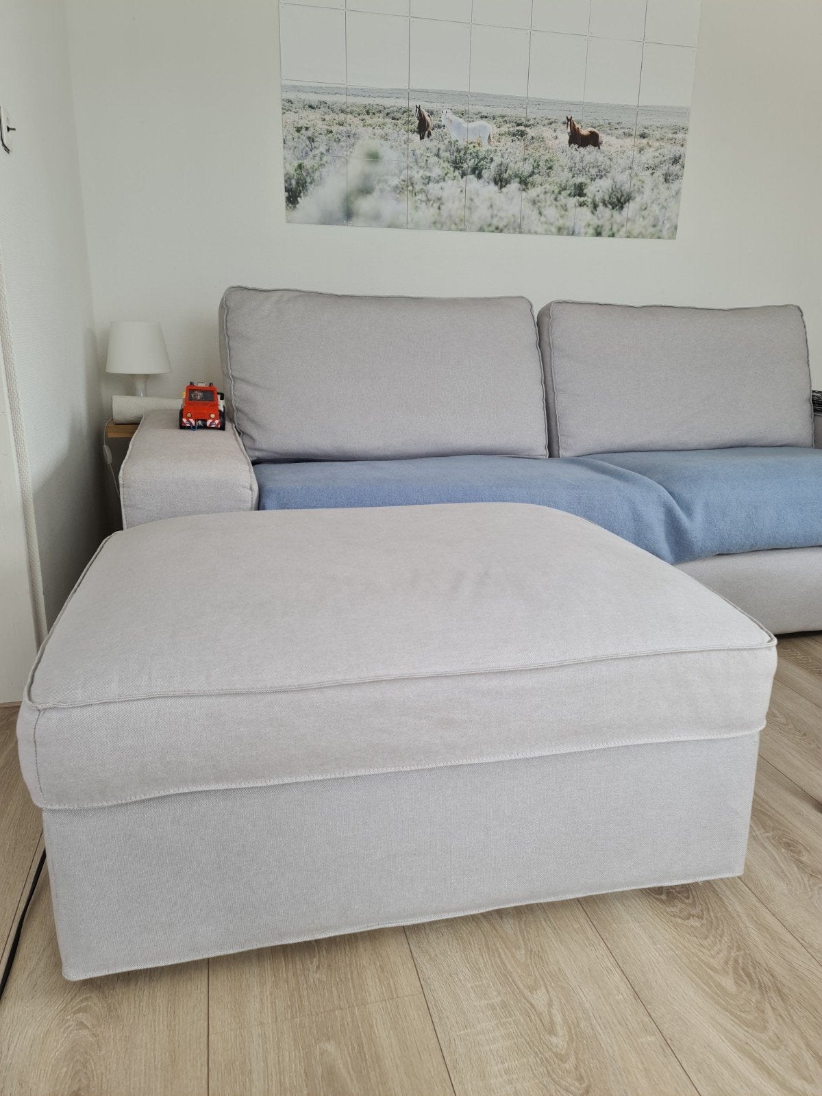 ZGAN! IKEA Kivik voetenbank, lichtgrijs. Oph. in Voorthuizen, Ophalen, Zo goed als nieuw, Rechthoekig, 75 tot 100 cm