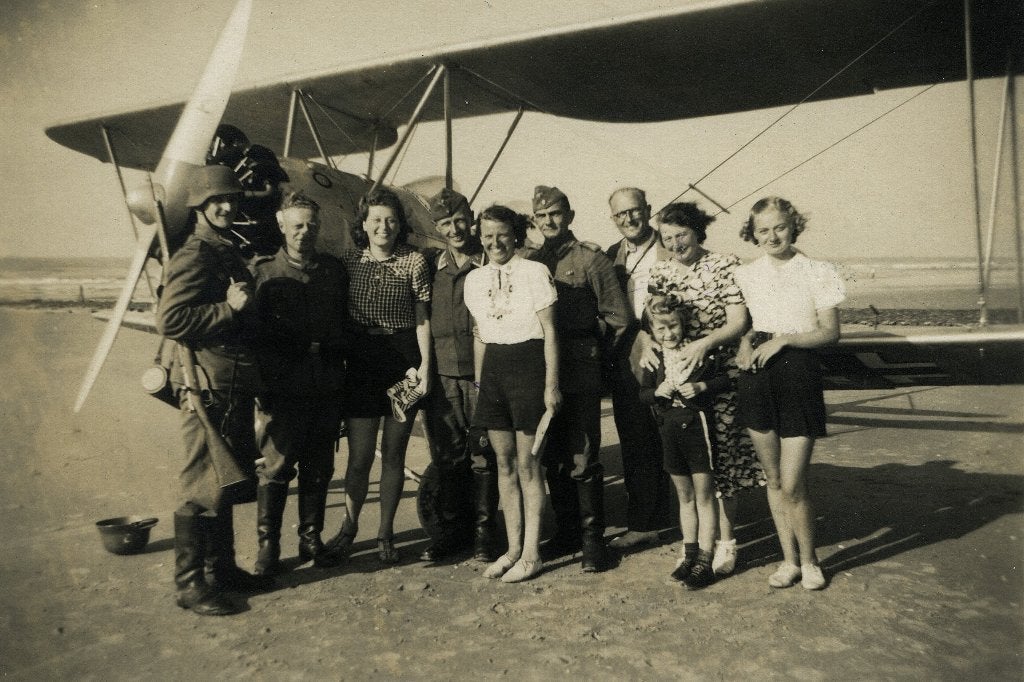 Vlieland, Ophalen of Verzenden, 1940 tot 1960, Zo goed als nieuw, Overige onderwerpen