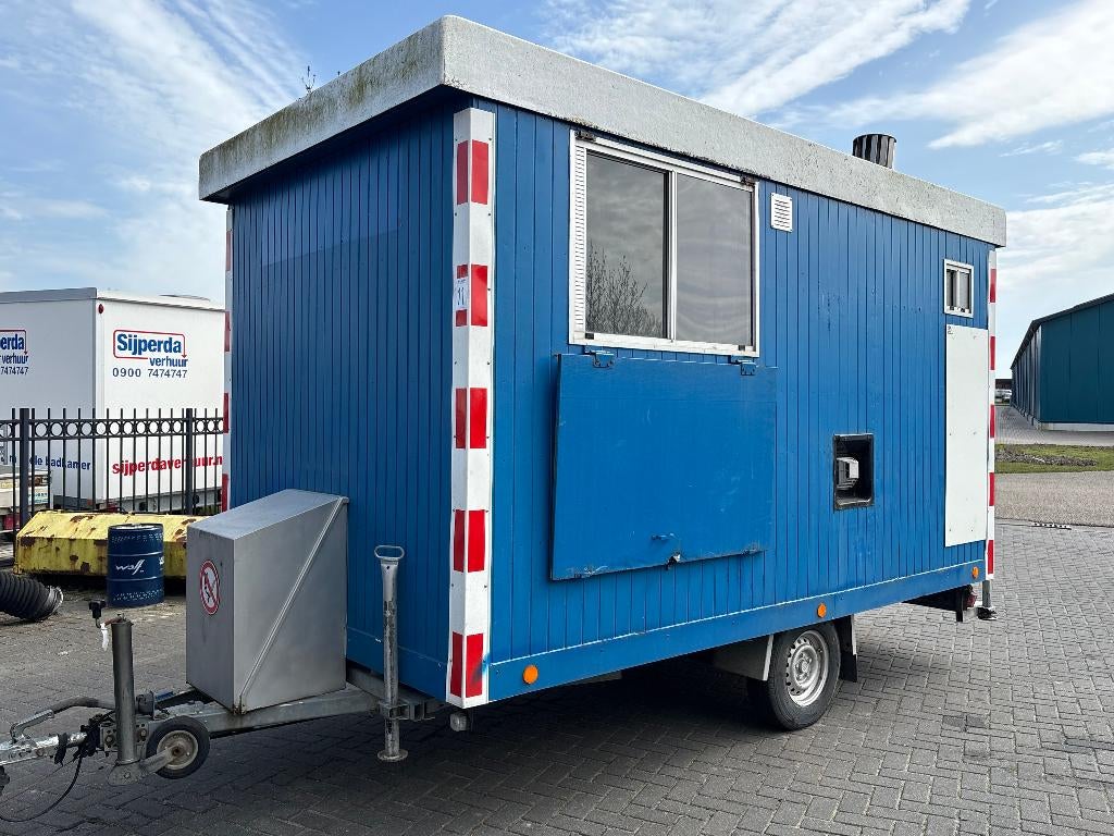 Te koop snelverkeer schaftwagen bouwkeet toilet en berging
