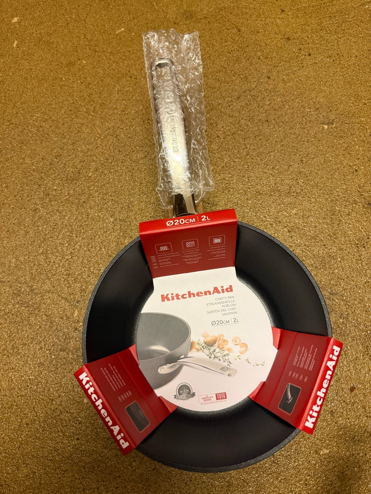 Diverse KitchenAid pannen - Nieuw in verpakking, Huis en Inrichting, Keuken | Potten en Pannen, Antiaanbaklaag, Ophalen, Nieuw