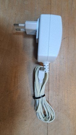 10 x Raspberry Pi Voeding 5V 2,5A, Hobby en Vrije tijd, Elektronica-componenten, Ophalen of Verzenden, Zo goed als nieuw