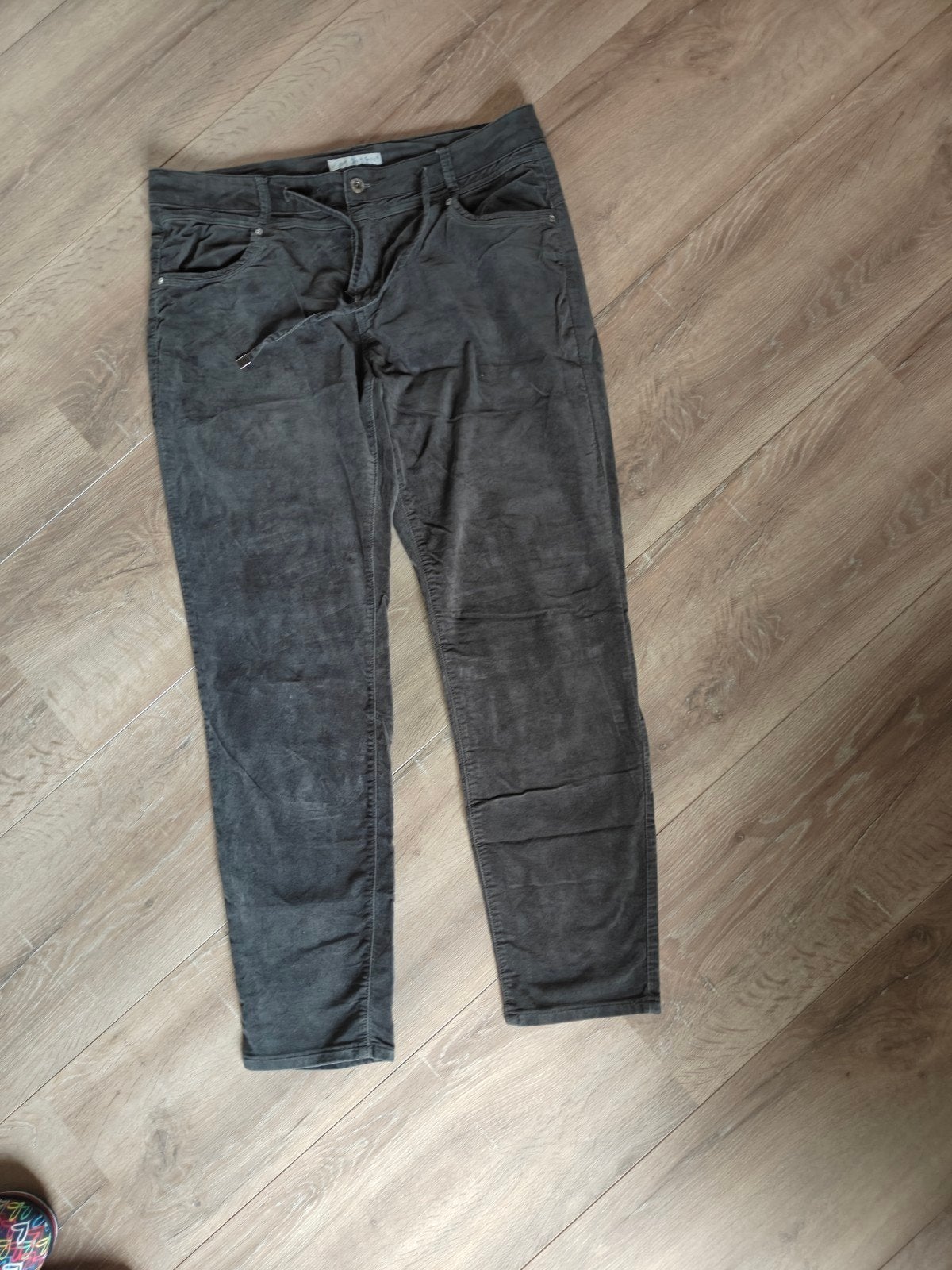 Red Button SRB3907 Relax broek grijs als nieuw maat 44, Kleding | Dames, Maat 42/44 (L), Ophalen of Verzenden, Zo goed als nieuw