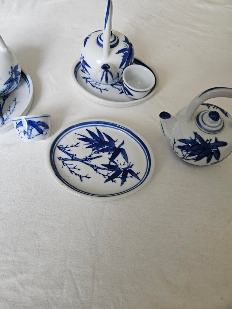 Miniatuur Japans theeservies - Blauw bamboe decor, Antiek en Kunst, Antiek | Servies compleet, Ophalen