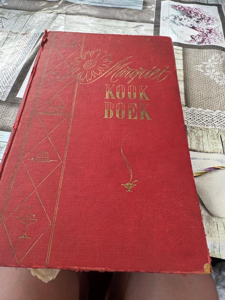 Margriet Kookboek - Vintage Kookboek, Ophalen of Verzenden, Gelezen, Nederland en België, Voorgerechten en Soepen