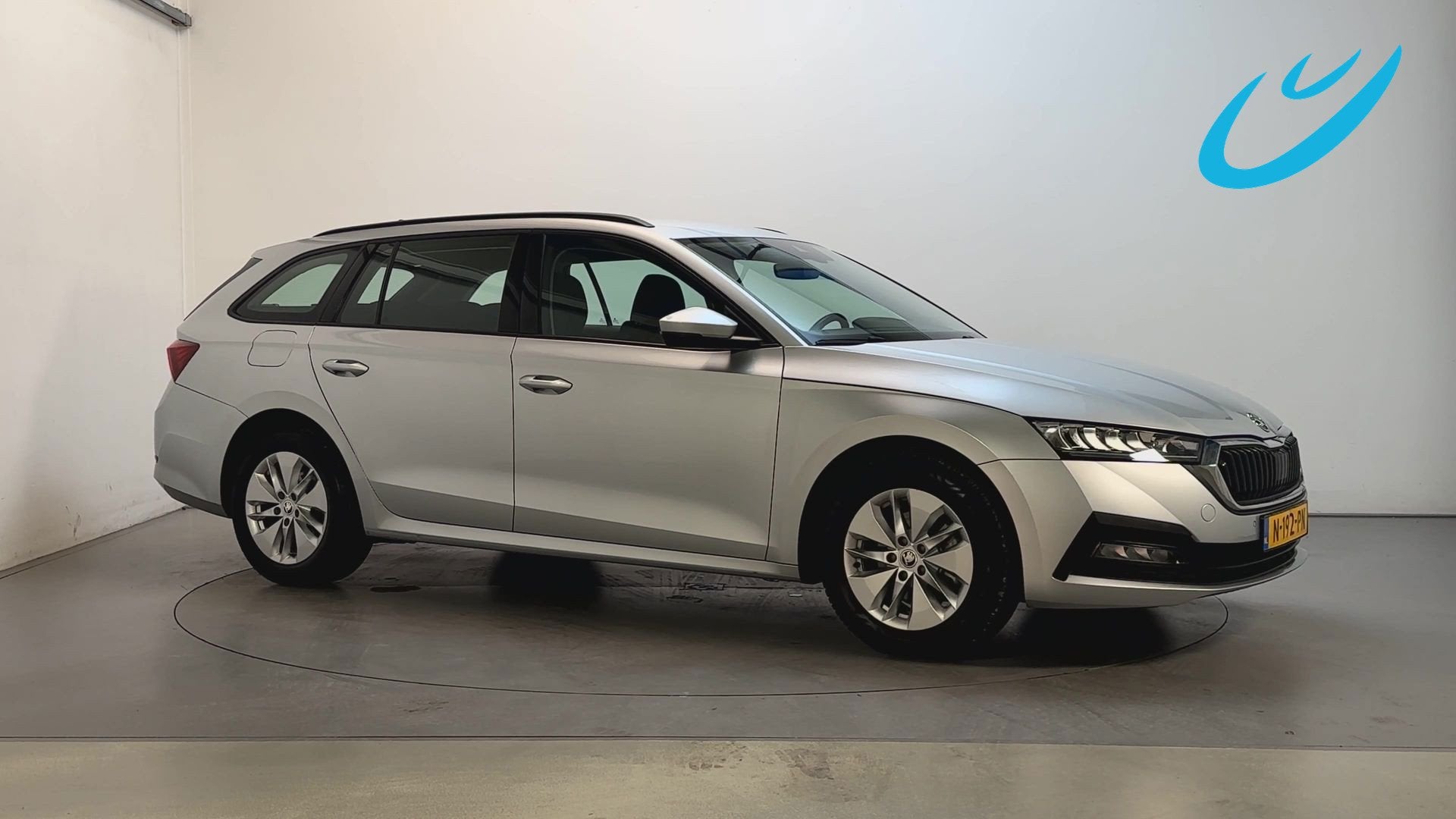 Skoda Octavia Combi 1.0 e-TSI DSG Business Edition Adaptive, Auto's, Skoda, Stof, Gebruikt, Met garantie (alle), 23 km/l