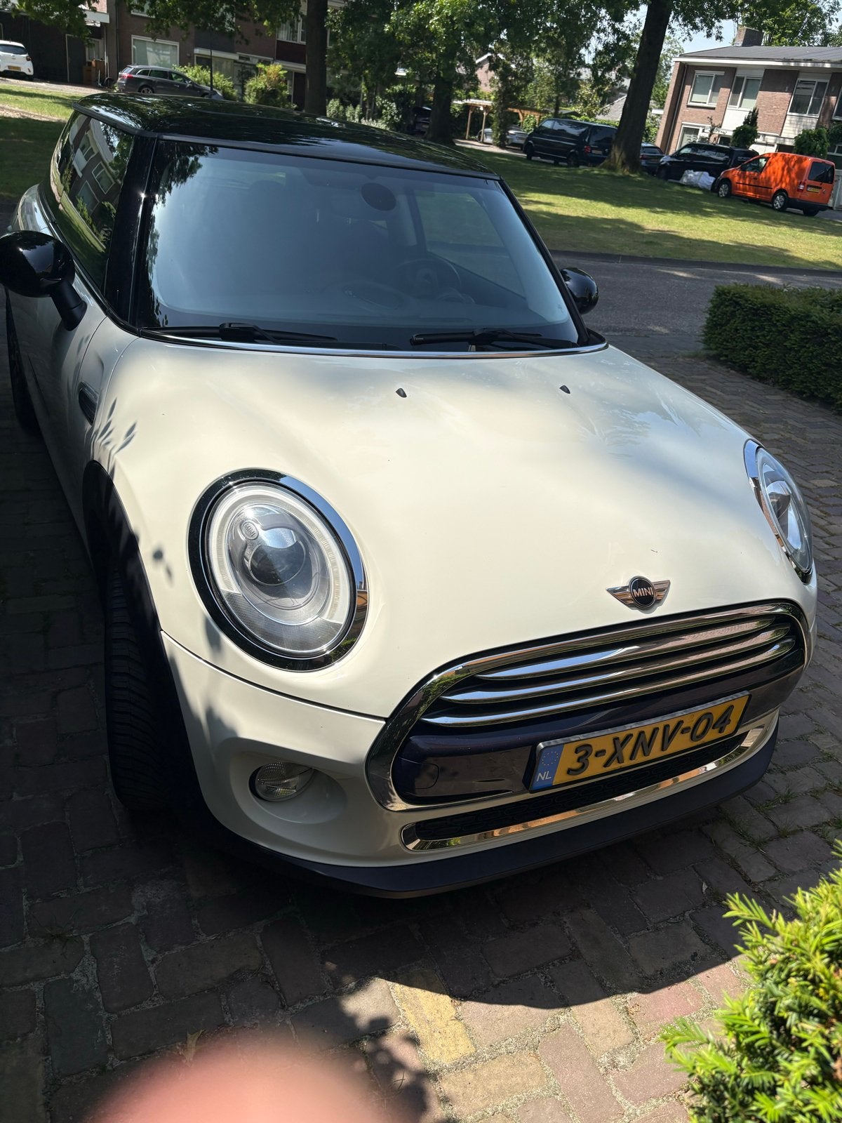 Mini 1.5 Cooper 2014 Wit, Auto's, Voorwielaandrijving, 136 pk, 4 stoelen, Origineel Nederlands