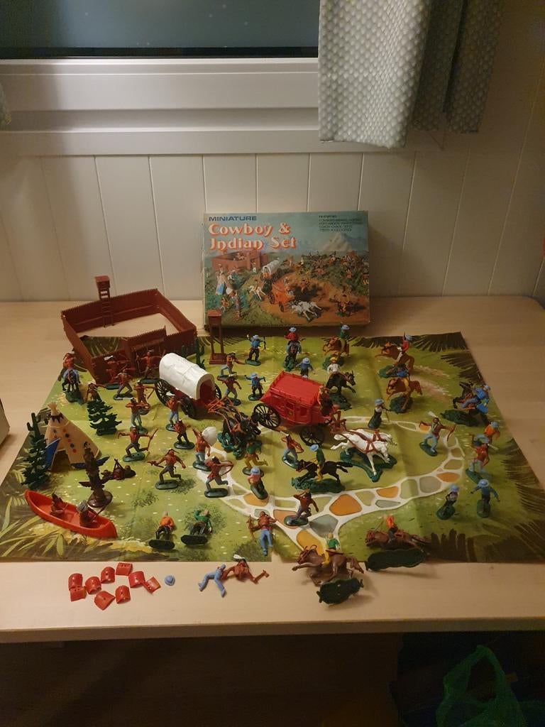 Vintage Cowboy & Indian Set - Grotendeels Compleet, Antiek en Kunst, Antiek | Speelgoed, Ophalen of Verzenden