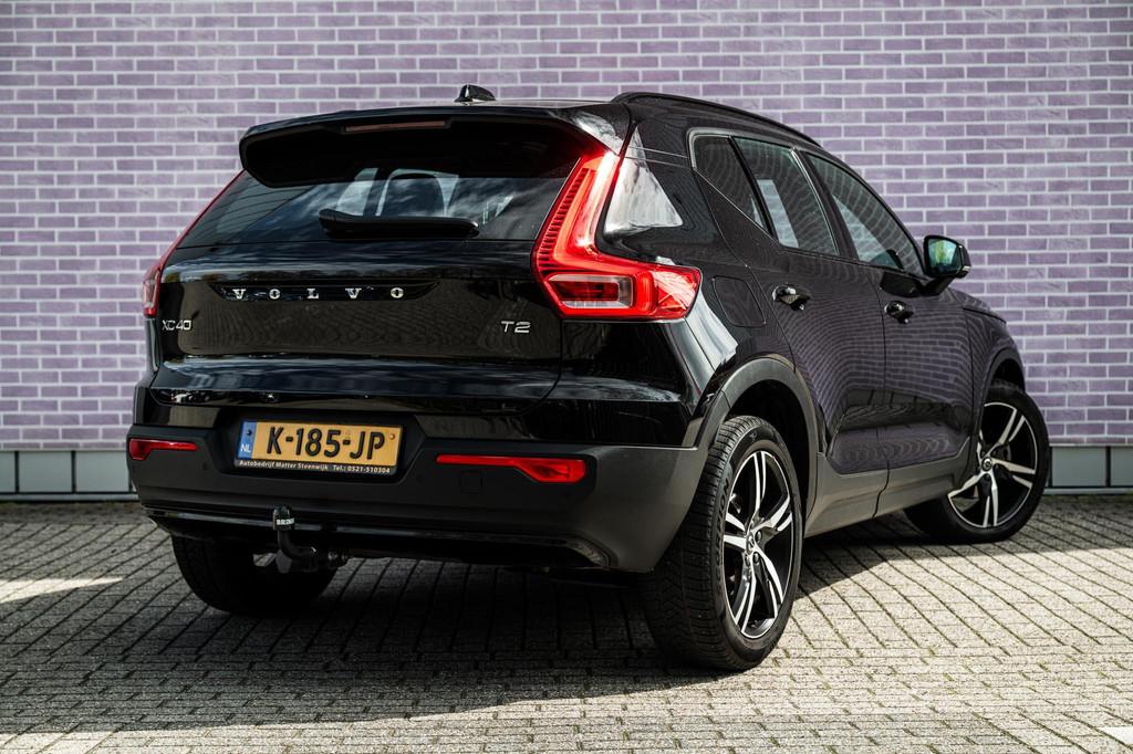 Volvo XC40 1.5 T2 R-Design | Panoramadak | Trekhaak | Harman, Auto's, Volvo, 12 maanden, Gebruikt, Euro 6, Zwart