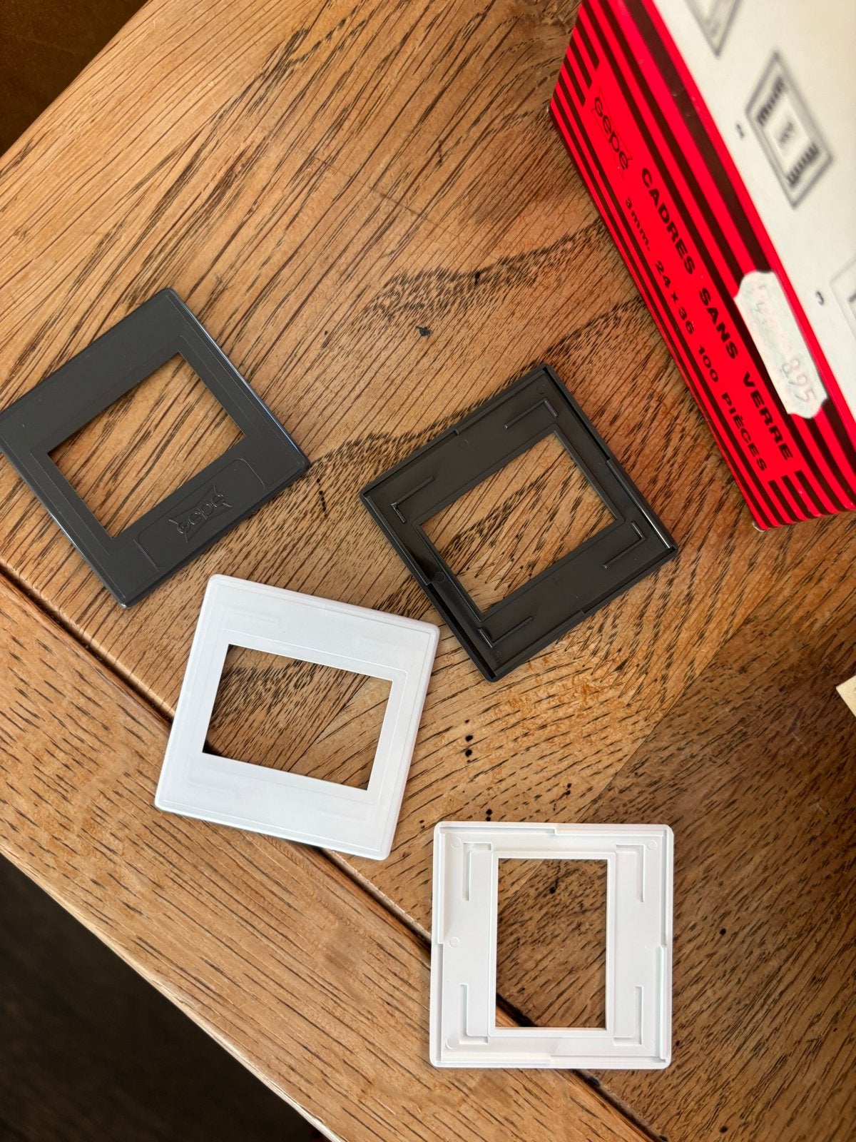 Gratis glasloze diaraampjes (2 dozen, Gepe en CombiFoto), Ophalen, Nieuw