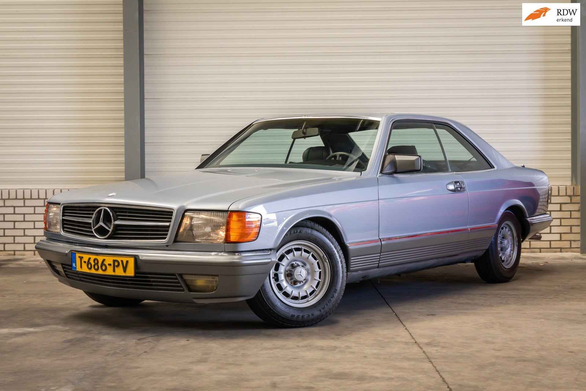 Mercedes-Benz 500 SEC, Auto's, Automaat, Achterwielaandrijving, Overige carrosserieën, Blauw