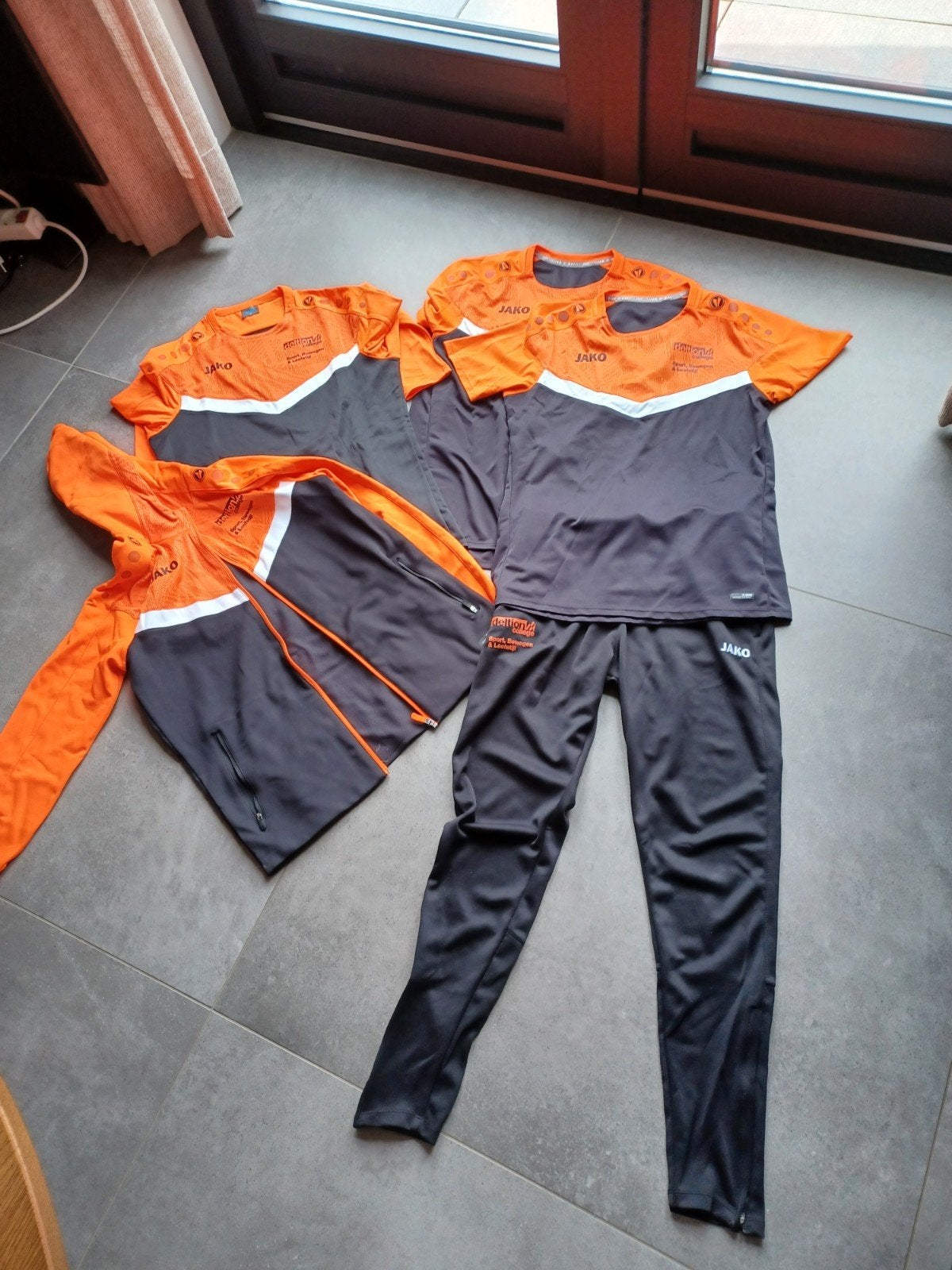 mooi pakket sport kleding, opleiding sport en beweging, Ophalen of Verzenden