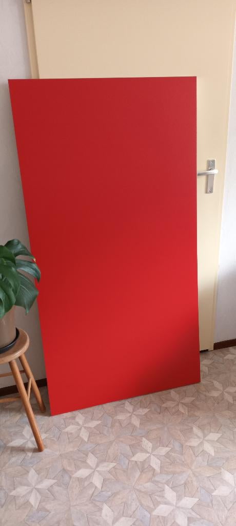 Mooie vintage Ikea tafel, rood, 150cmx80cm, Huis en Inrichting, Bureaus, Ophalen, Zit-sta bureau, Gebruikt, In hoogte verstelbaar