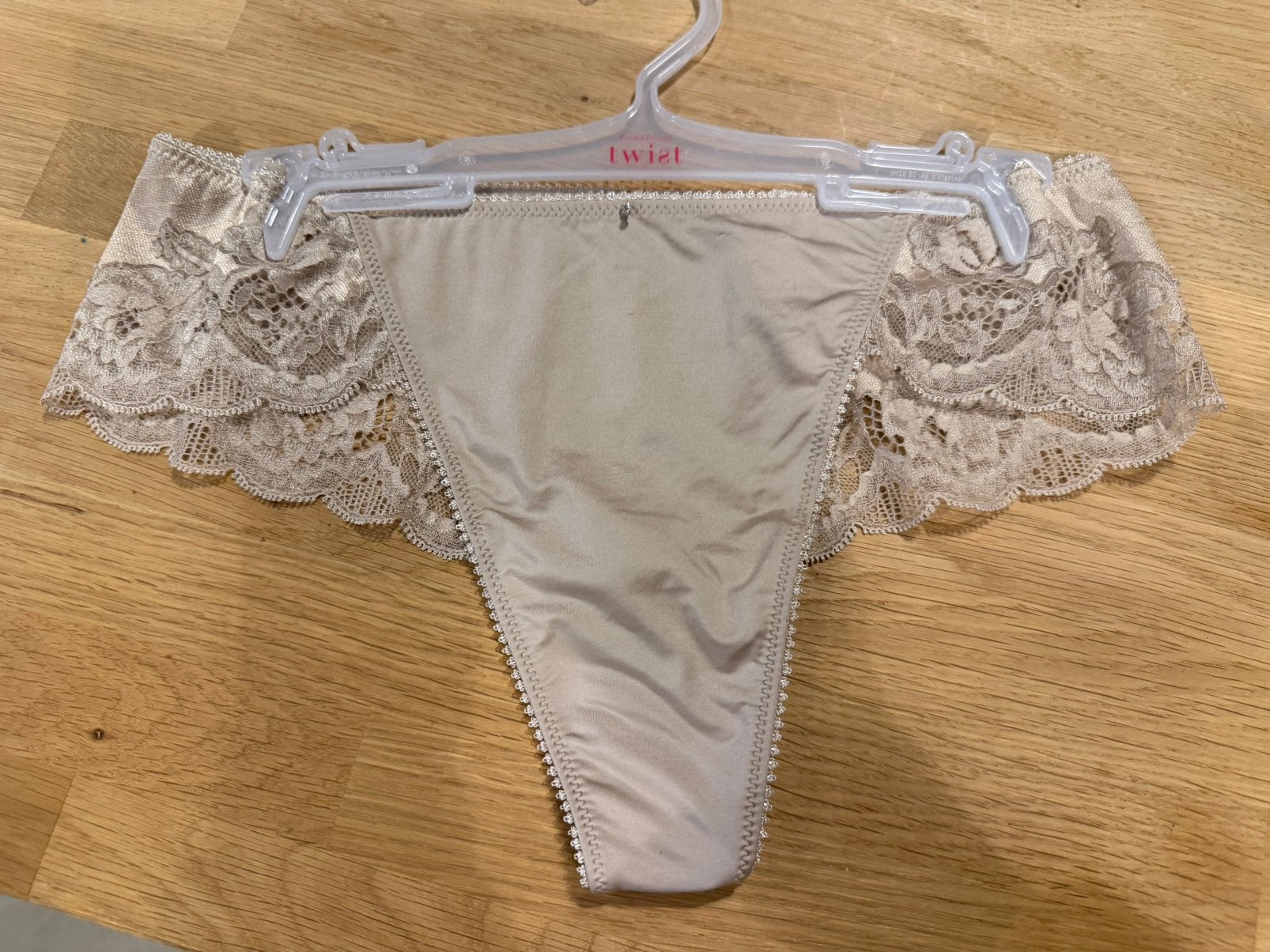 Mey string 42 NIEUW!! Nu €15, Ophalen of Verzenden, Grijs, String