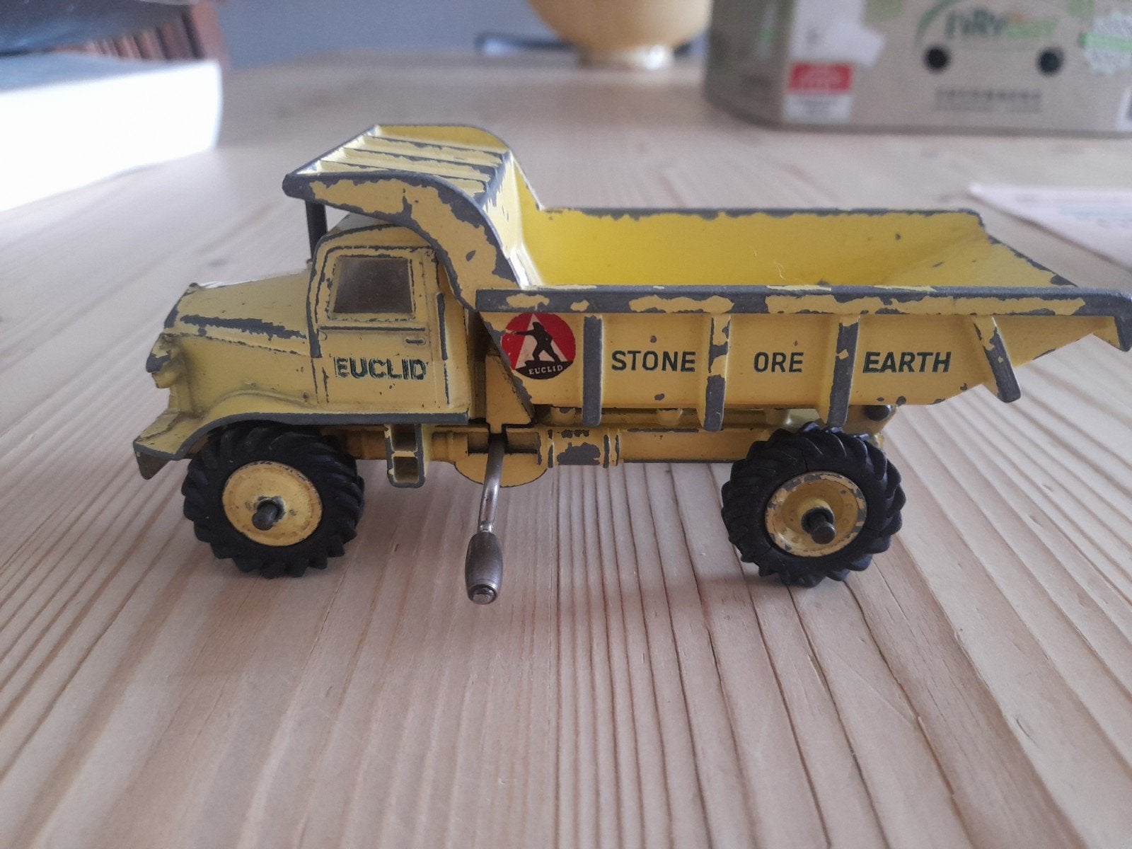Dinky supertoys Euclid dump truck met glas, Hobby en Vrije tijd, Ophalen of Verzenden, Gebruikt, Dinky Toys