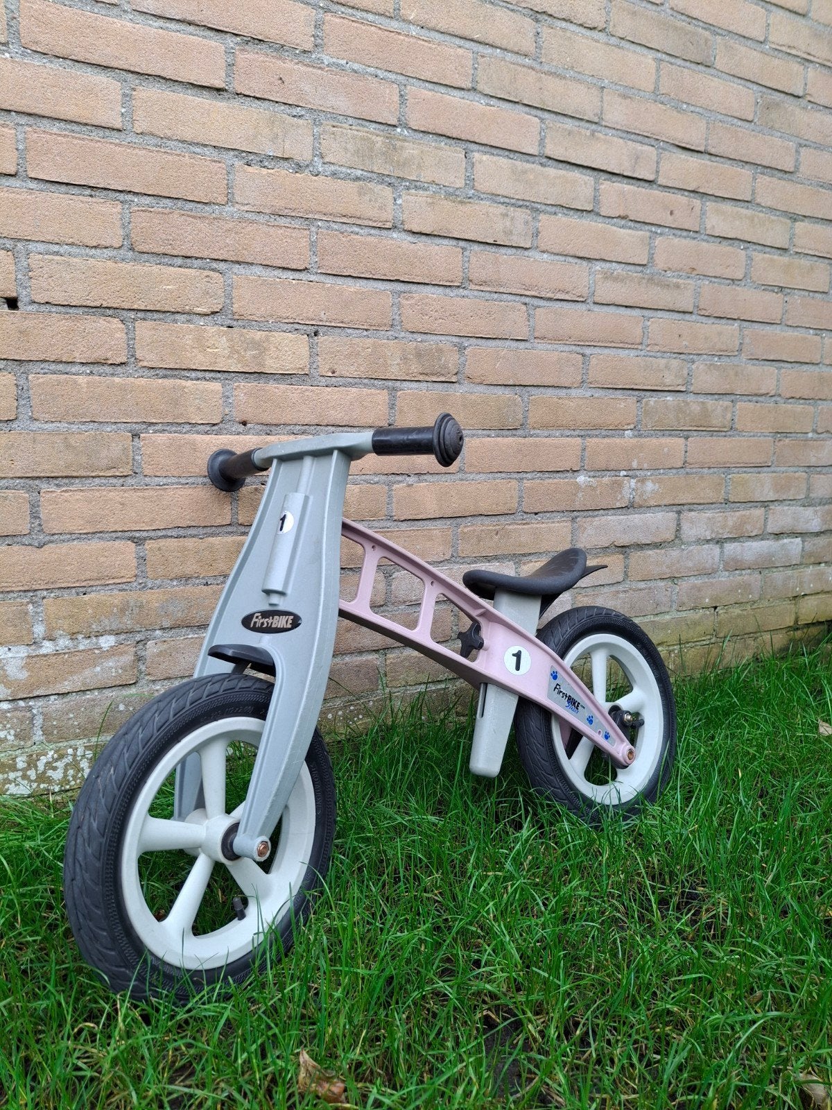 Loopfiets FirstBike roze, Ophalen, Gebruikt, Loopfiets