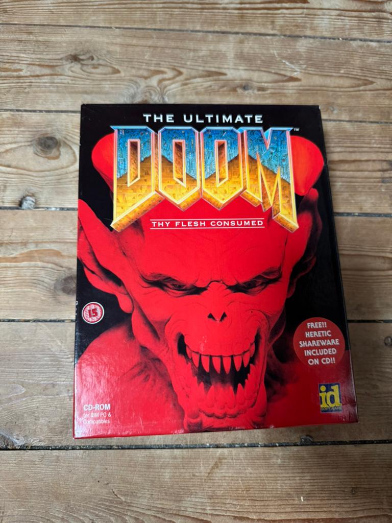 The Ultimate Doom Thy Flesh Consumed PC Big Box, Spelcomputers en Games, Games | Pc, 1 speler, Ophalen of Verzenden, Zo goed als nieuw