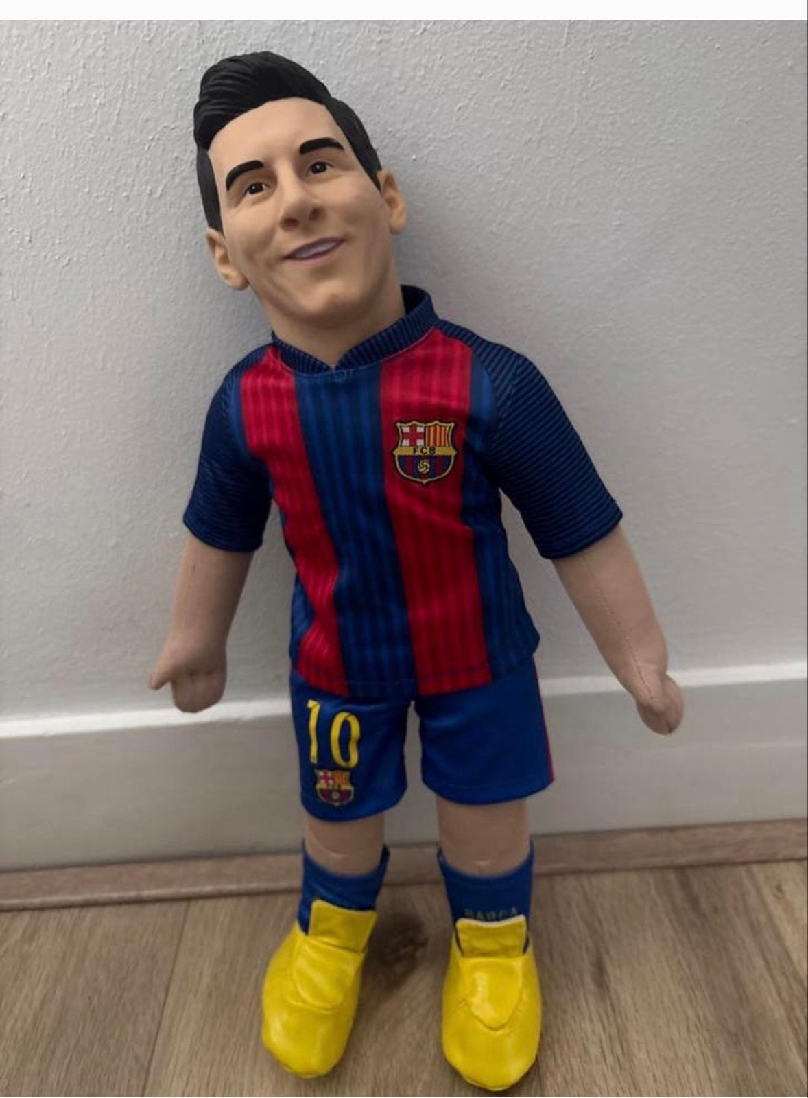Lionel Messi knuffelpop - FC Barcelona tenue, Ophalen of Verzenden, Zo goed als nieuw, Overige typen