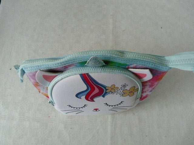Leuke Eenhoorn Unicorn toilettas of etui. Nieuw, Sieraden, Tassen en Uiterlijk, Toilettassen, Ophalen of Verzenden, Nieuw, Overige kleuren