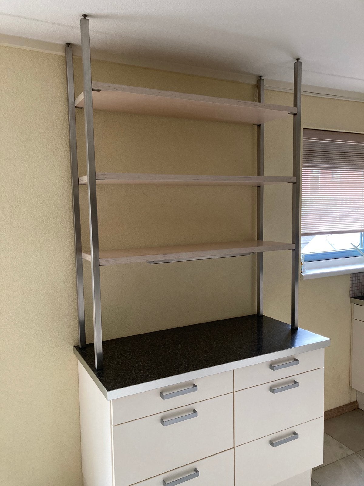 Open kast staal/hout voor keuken - B 120 cm H variabel, Ophalen, Gebruikt, 100 tot 150 cm, Grijs