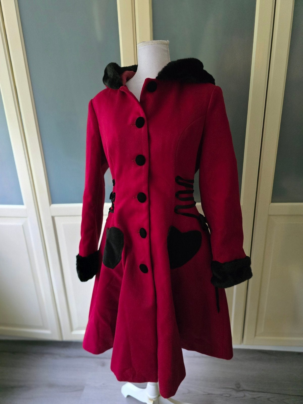 Hell Bunny jas rood - Maat M, Maat 38/40 (M), Nieuw, Ophalen of Verzenden, Hell Bunny
