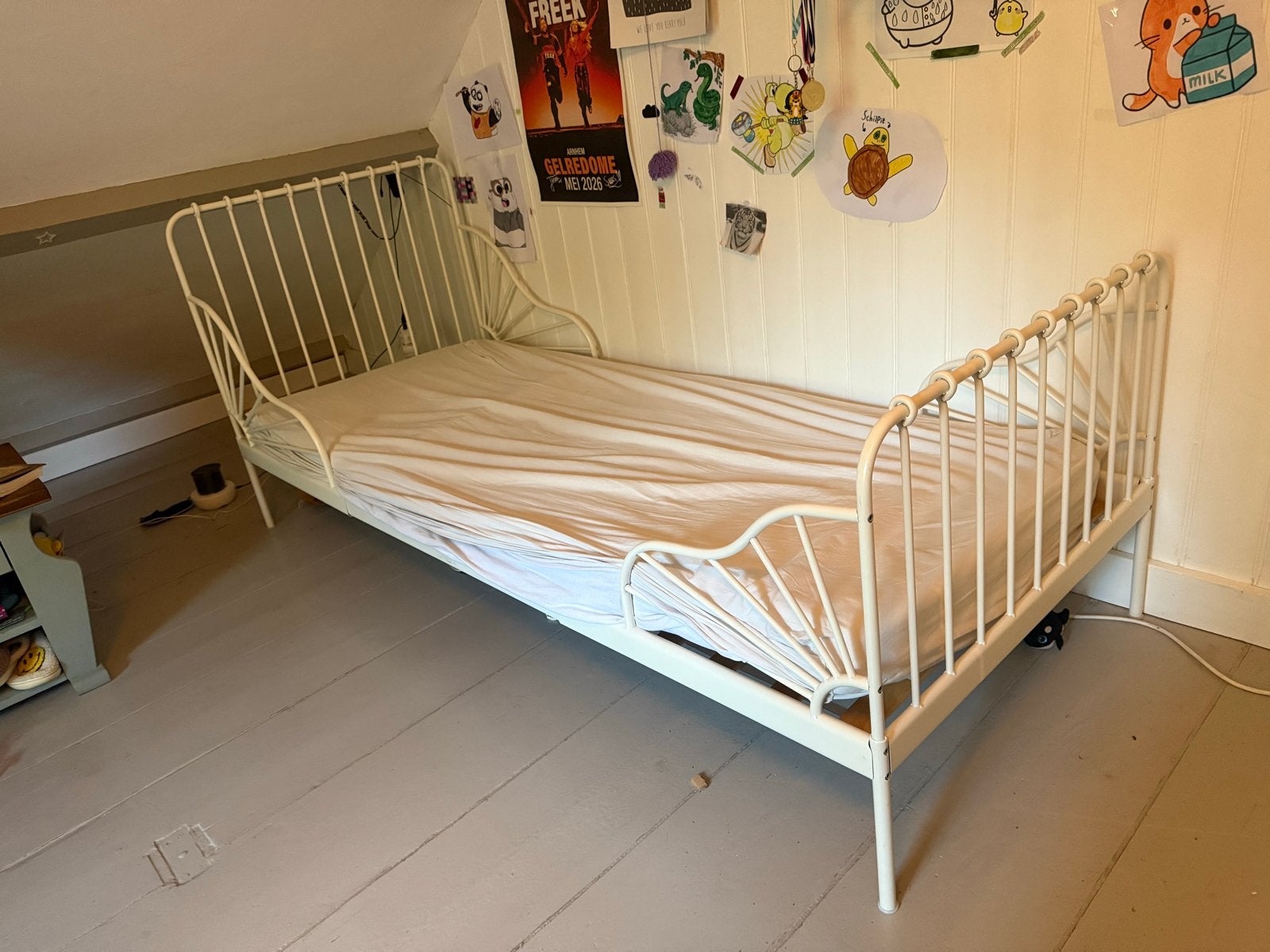 Ikea Minnen bed inclusief matras, Verstelbaar, 90 cm, Eenpersoons, Wit