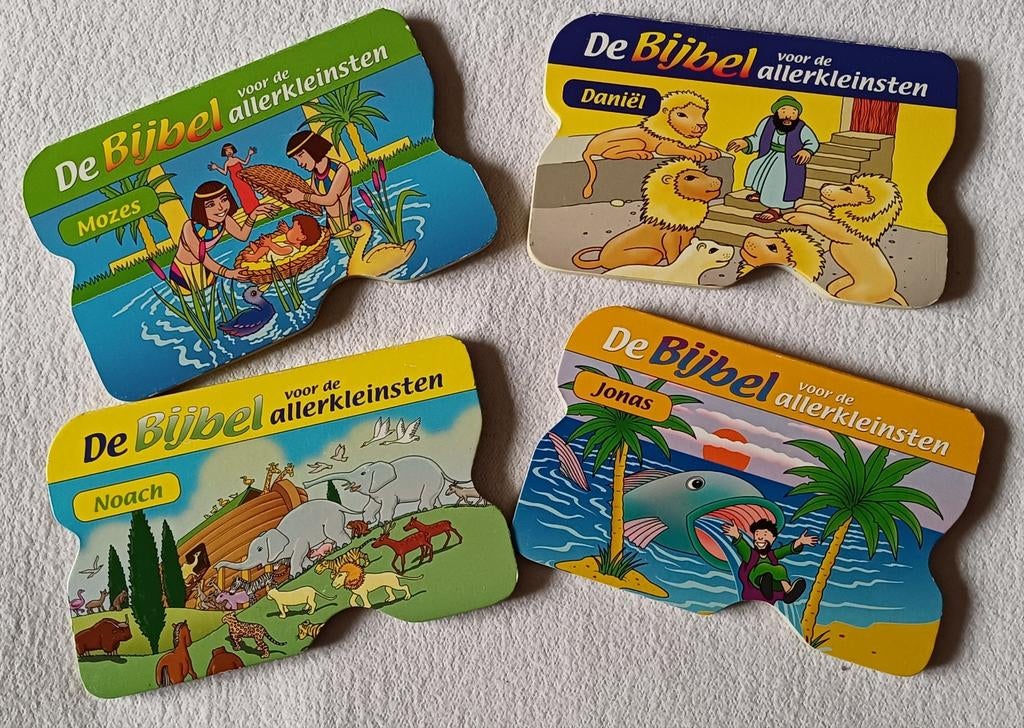 De Bijbel voor de allerkleinsten - 4 kartonboekjes, Verzenden, Zo goed als nieuw, 3 tot 4 jaar