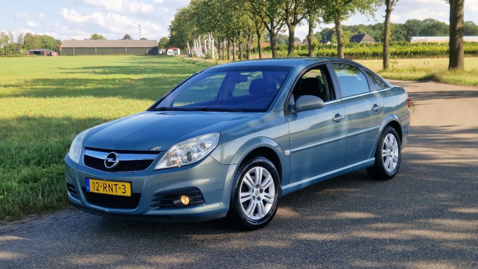 Opel Vectra 1.8 16V GTS 2005 STOELVERWARMING 138 DKM UNIEK, Auto's, Opel, Stof, Zwart, 4 cilinders, 1796 cc