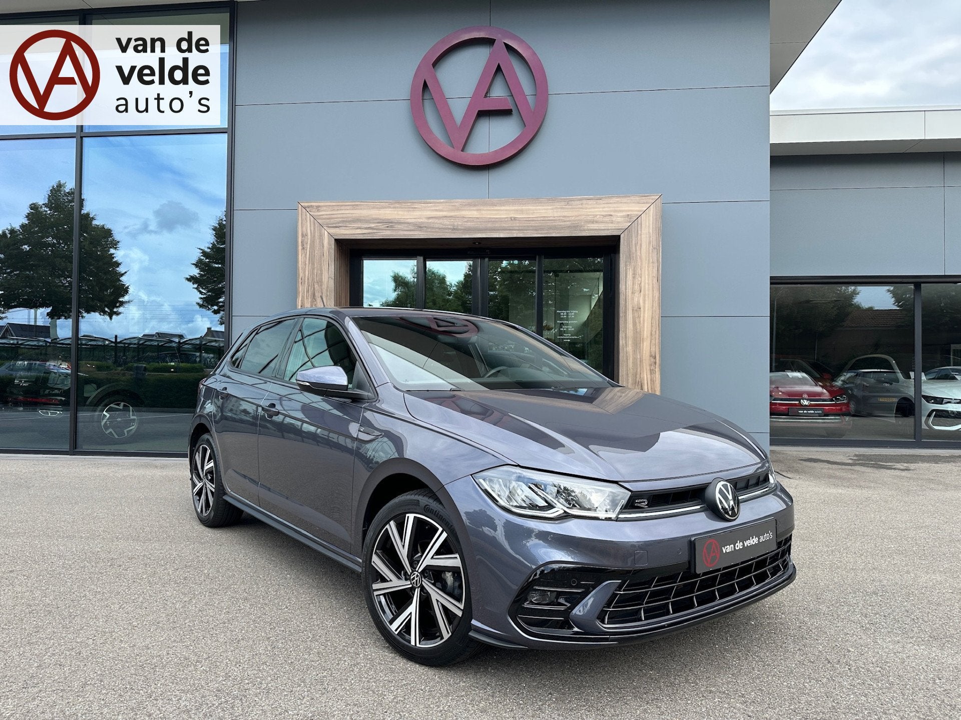Volkswagen Polo 1.0 TSI 95pk R-Line | 17 inch | Navi | Adapt, Auto's, Voorwielaandrijving, 12 maanden, Gebruikt, Zwart