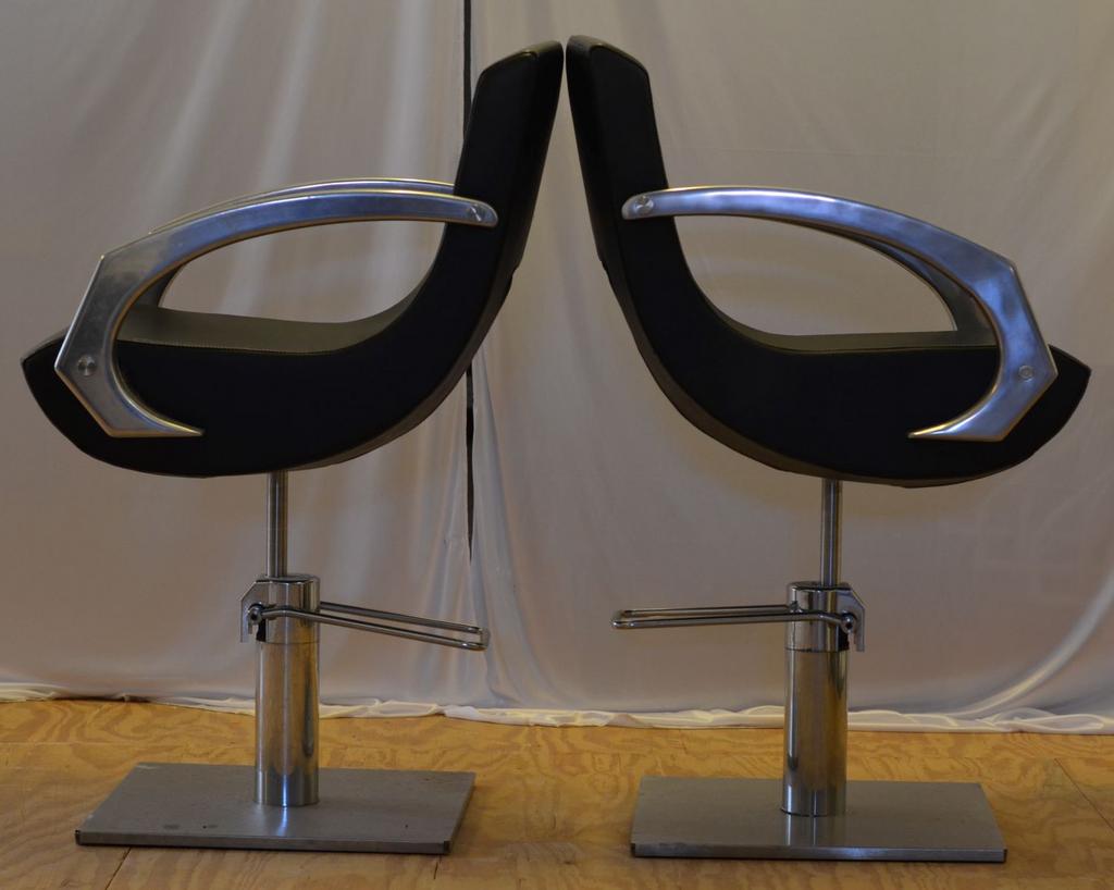 Kappers stoelen, Knippen