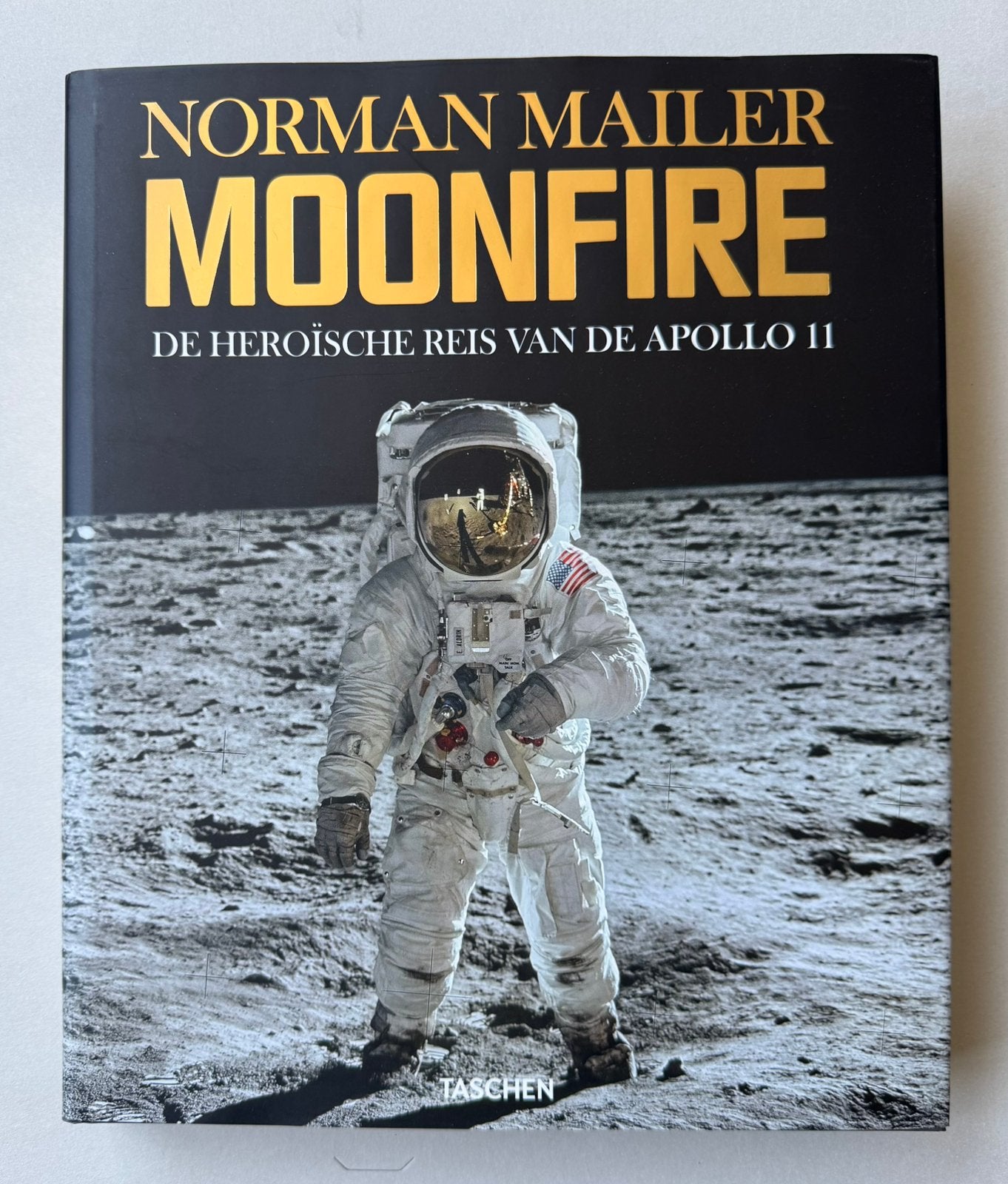 Moonfire - Taschen - 1e NL'se editie 2010 - nieuwstaat, Fotografen, Ophalen of Verzenden, Zo goed als nieuw, Zie beschrijving