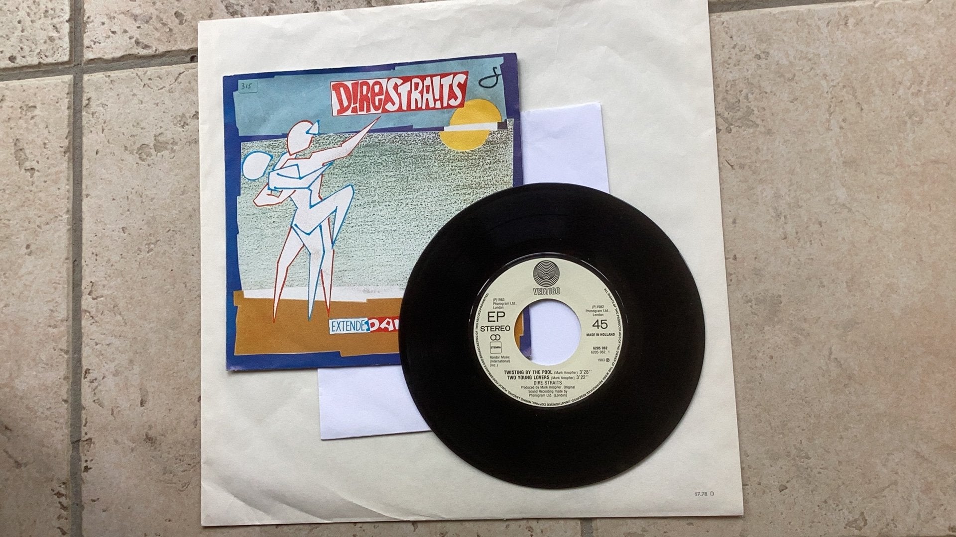 Single EP Dire Straits - Twisting by the pool, Gebruikt, 7 inch, EP, Fotohoes