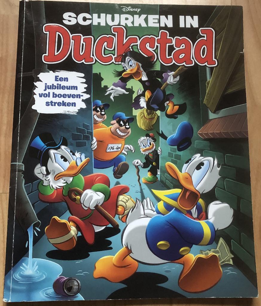DONALD DUCK - SCHURKEN IN DUCKSTAD, Eén stripboek, Ophalen of Verzenden, Zo goed als nieuw