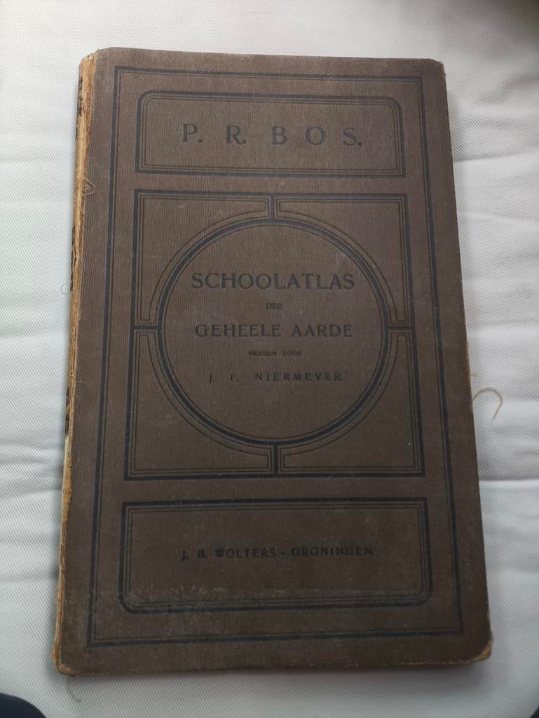 P.R. Bos Schoolatlas der Geheele Aarde - 19e druk uit 1910, Ophalen of Verzenden, P.R. Bos, J.F. Niermeyer